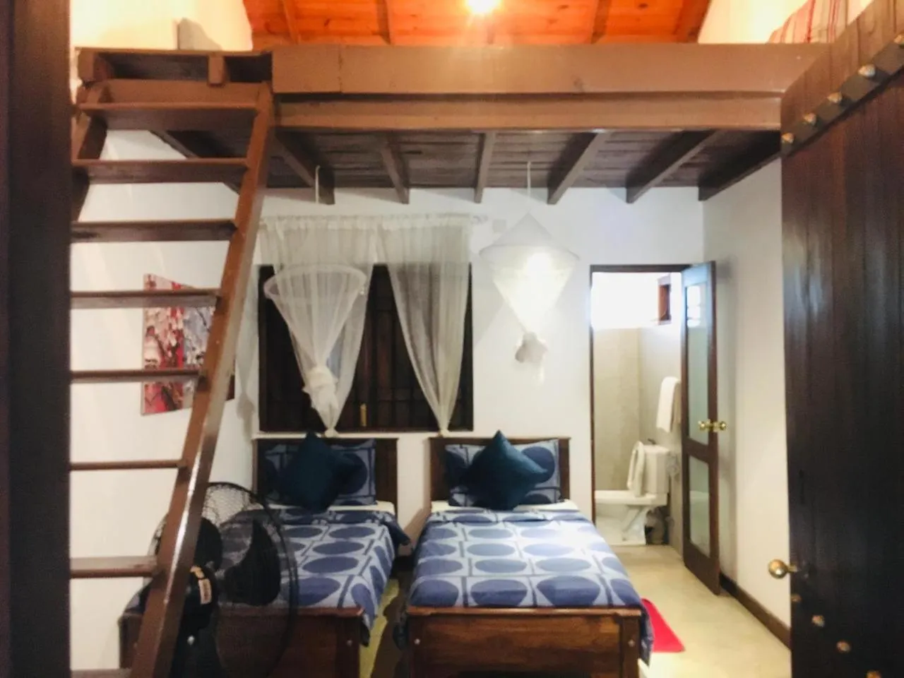 Colonial Residence Kandy Villa